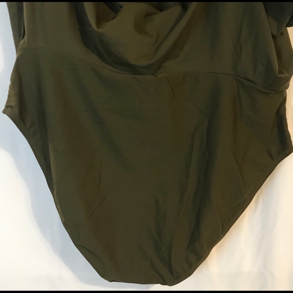 NWT Women’s One Piece Swim Dress Swimsuit- Large - Picture 10 of 12